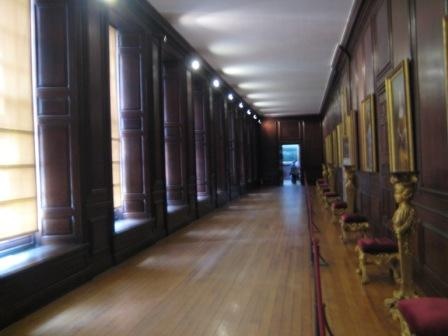 An image of a 16th century gallery.